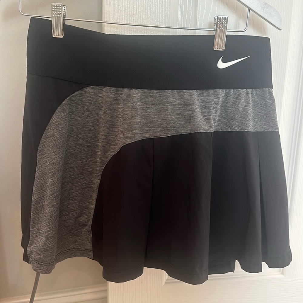 Nike tennis skirt 🎾, size L